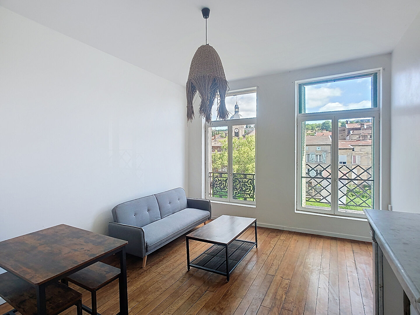 Photo Appartement type F2 MEUBLÉ image 1/6