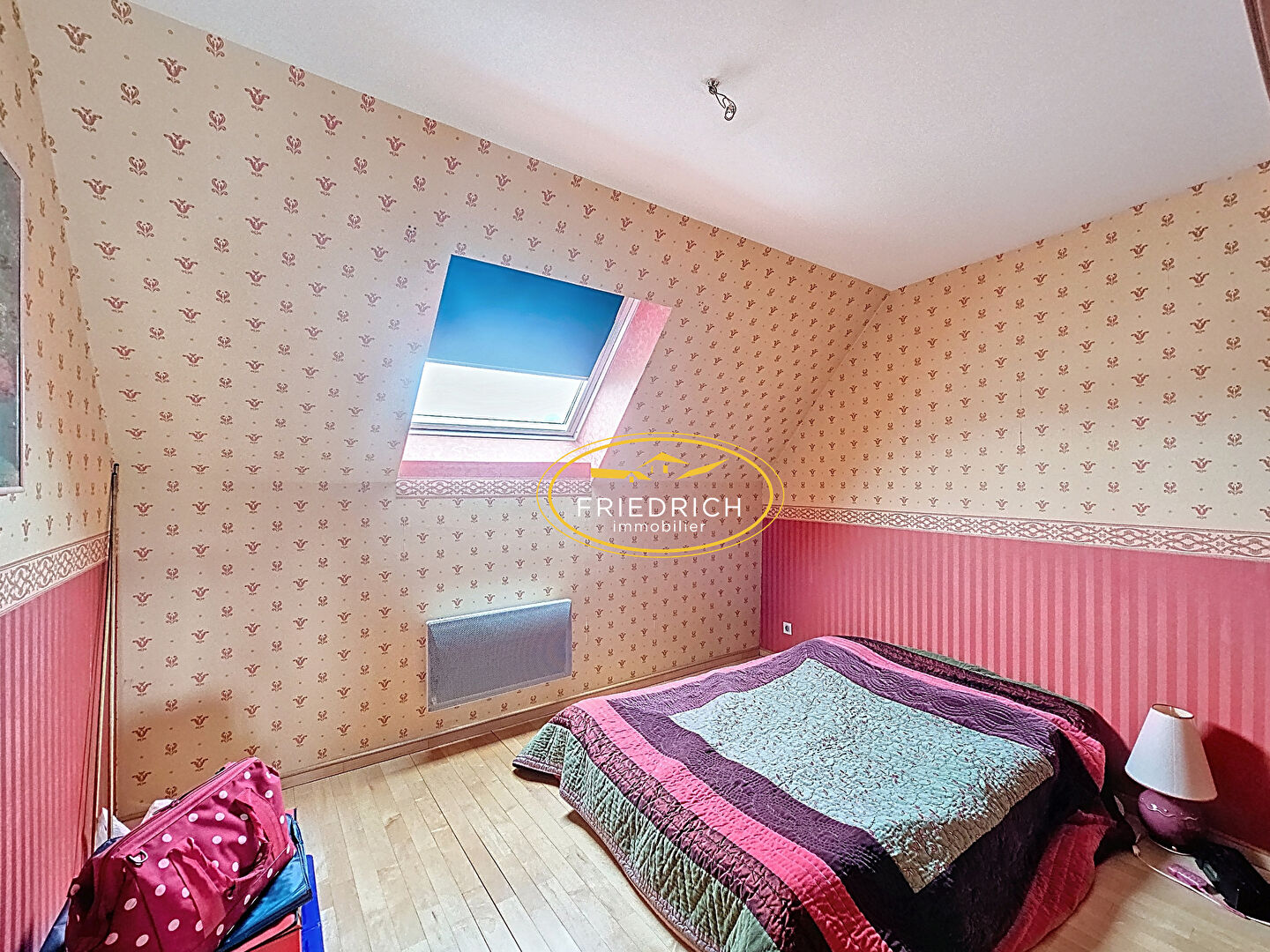 Photo F3 LUMINEUX DANS BELLE COPROPRIÉTÉ PROCHE CENTRE VILLE image 4/6