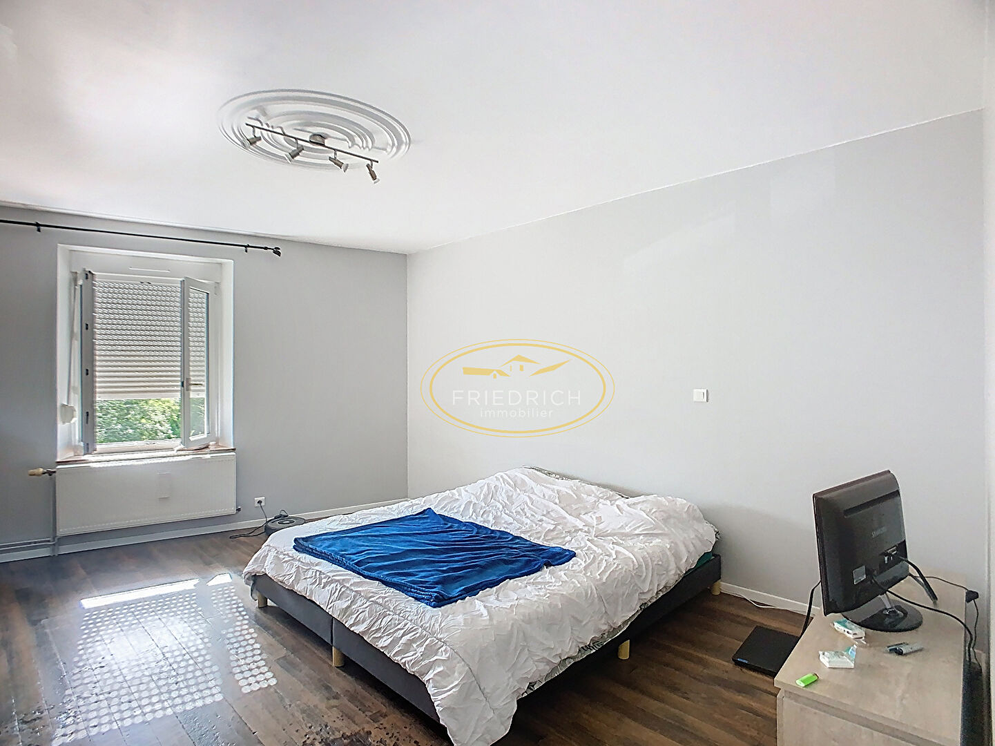 Photo JOLIE MAISON DE VILLAGE AVEC EXTERIEUR - LACROIX-SUR-MEUSE image 3/6