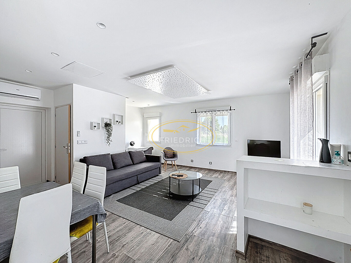 Photo LOCAL COMMERCIAL ET/OU PROFESSIONNEL image 2/6