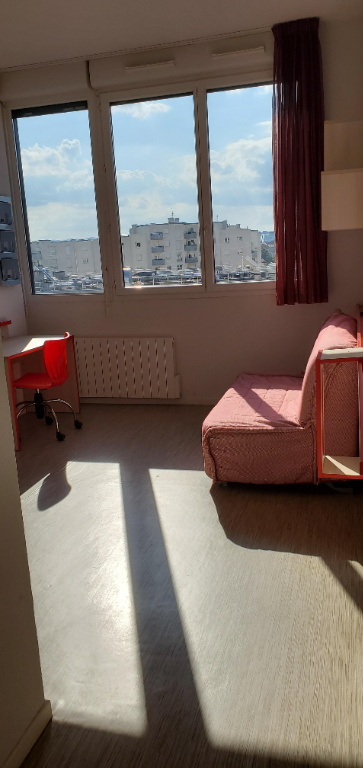 STUDILOGDE loue studio 20m² (résidence étudiante)