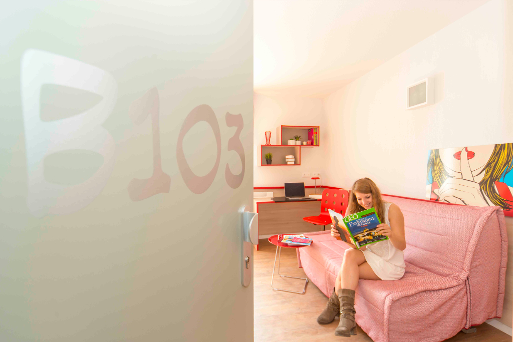 A LOUER, Studio meublé dans une résidence étudiante (LYON 7ème)