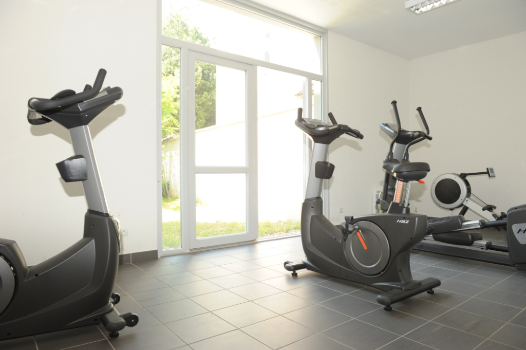 Photo STUDIO MEUBLE DANS RESIDENCE ETUDIANTE SECURISEE image 6/6