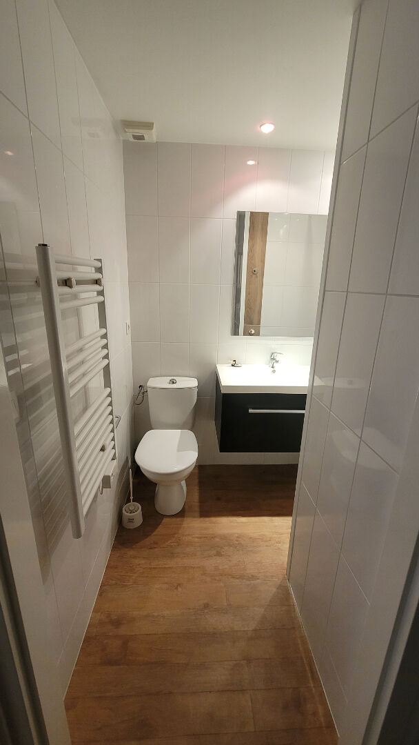 T1 MEUBLE A LOUER - VILLEURBANNE - RÉSIDENCE ETUDIANTE RÉCENTE