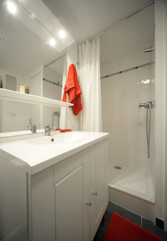 Photo A LOUER - T1-  RÉSIDENCE ETUDIANTE SECURISE. image 4/4