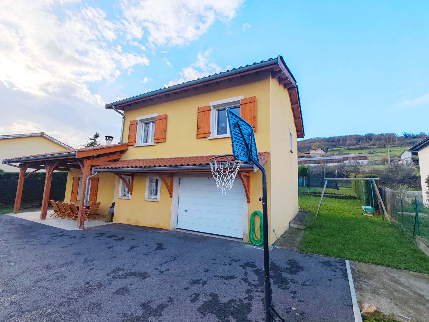 Photo Maison récente 105m² BIBOST image 2/6