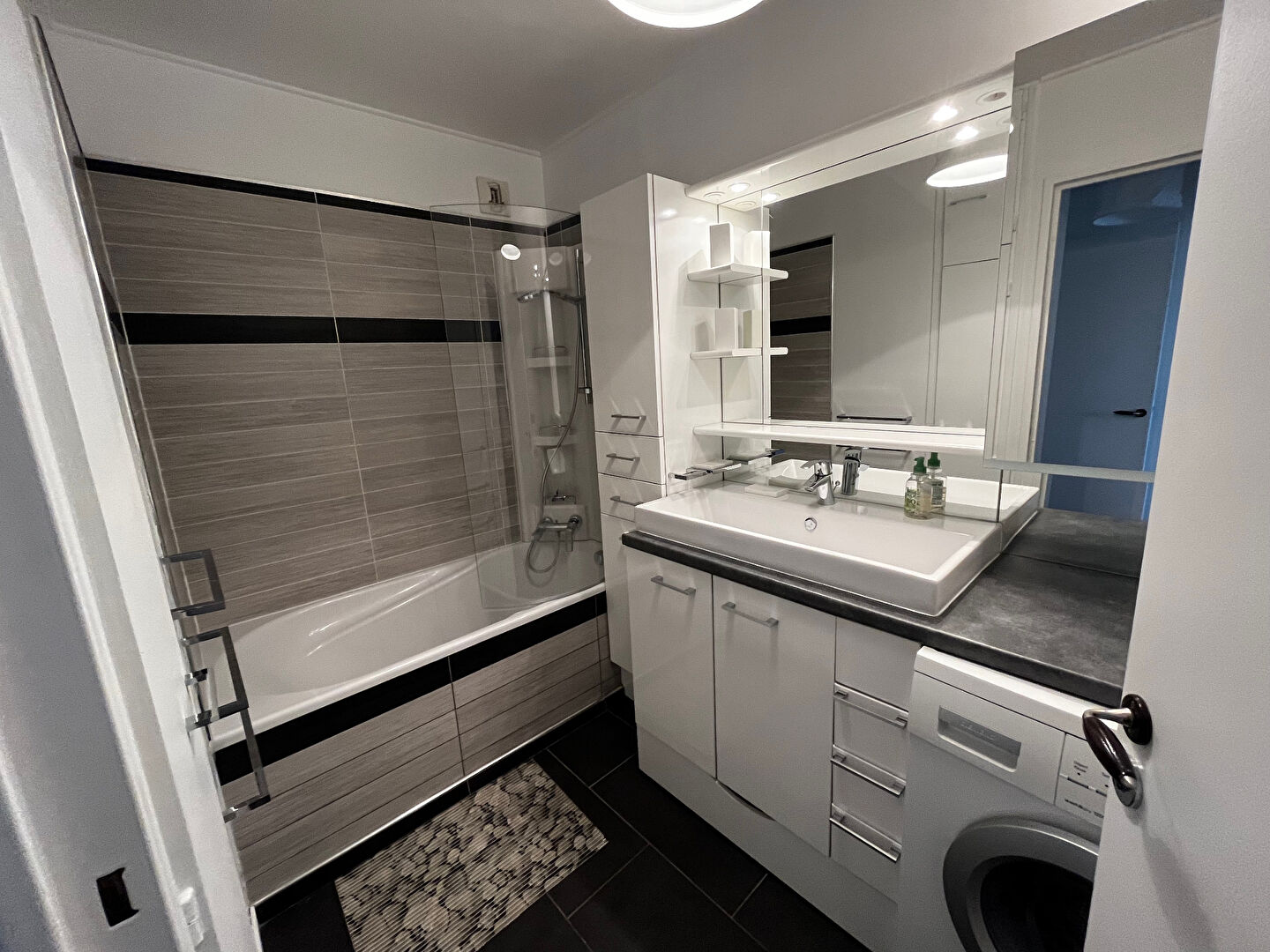 Photo 2 pièces meublé image 5/6