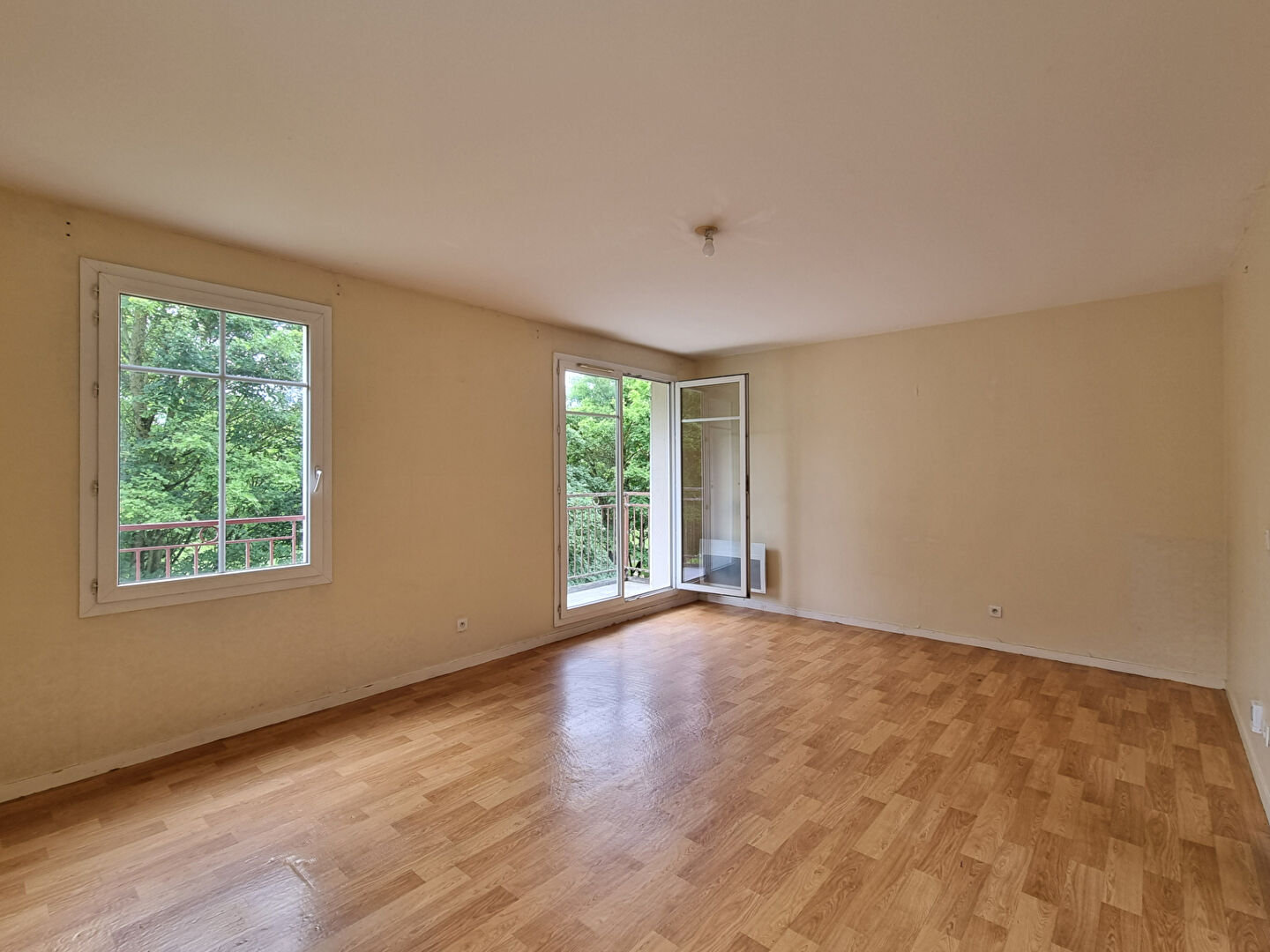 Photo Appartement Lieusaint 3 pièce(s) 72 m² image 2/6