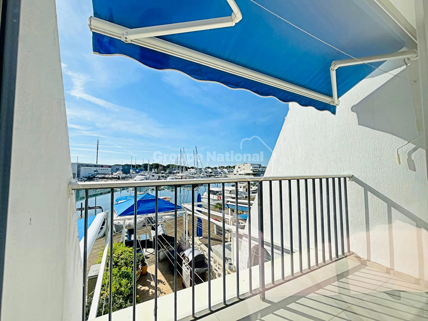 Photo Marina P3 Duplex Exposition Est Port Camargue image 2/6