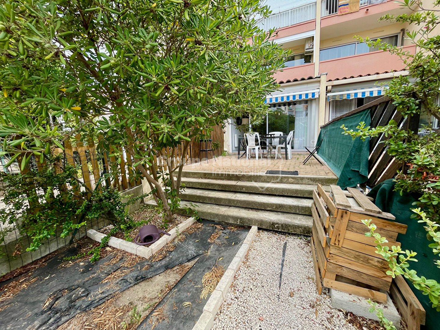 Photo Studio cabine rez-de-jardin, terrasse et jardinet image 6/6