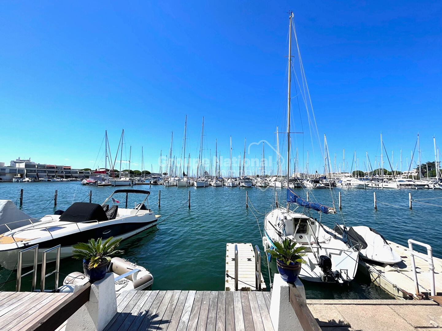 Photo Superbe marina avec accès directe au quai image 2/6