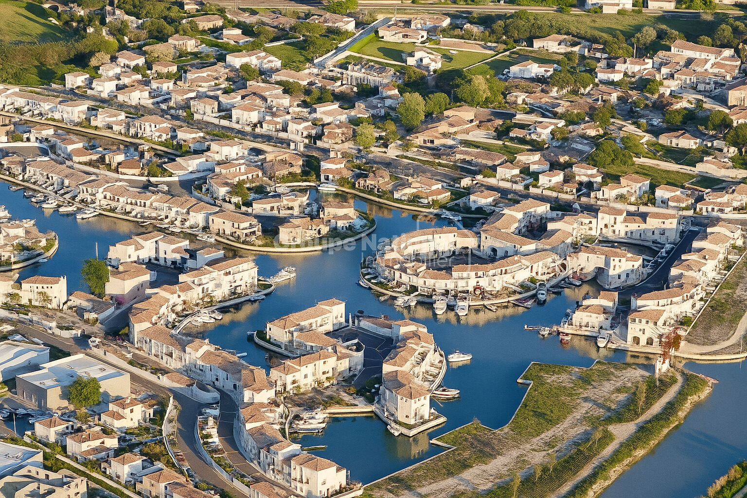 Agence immobilière de Cote Marina - GNIMMO - COTE GRANDE MOTTE
