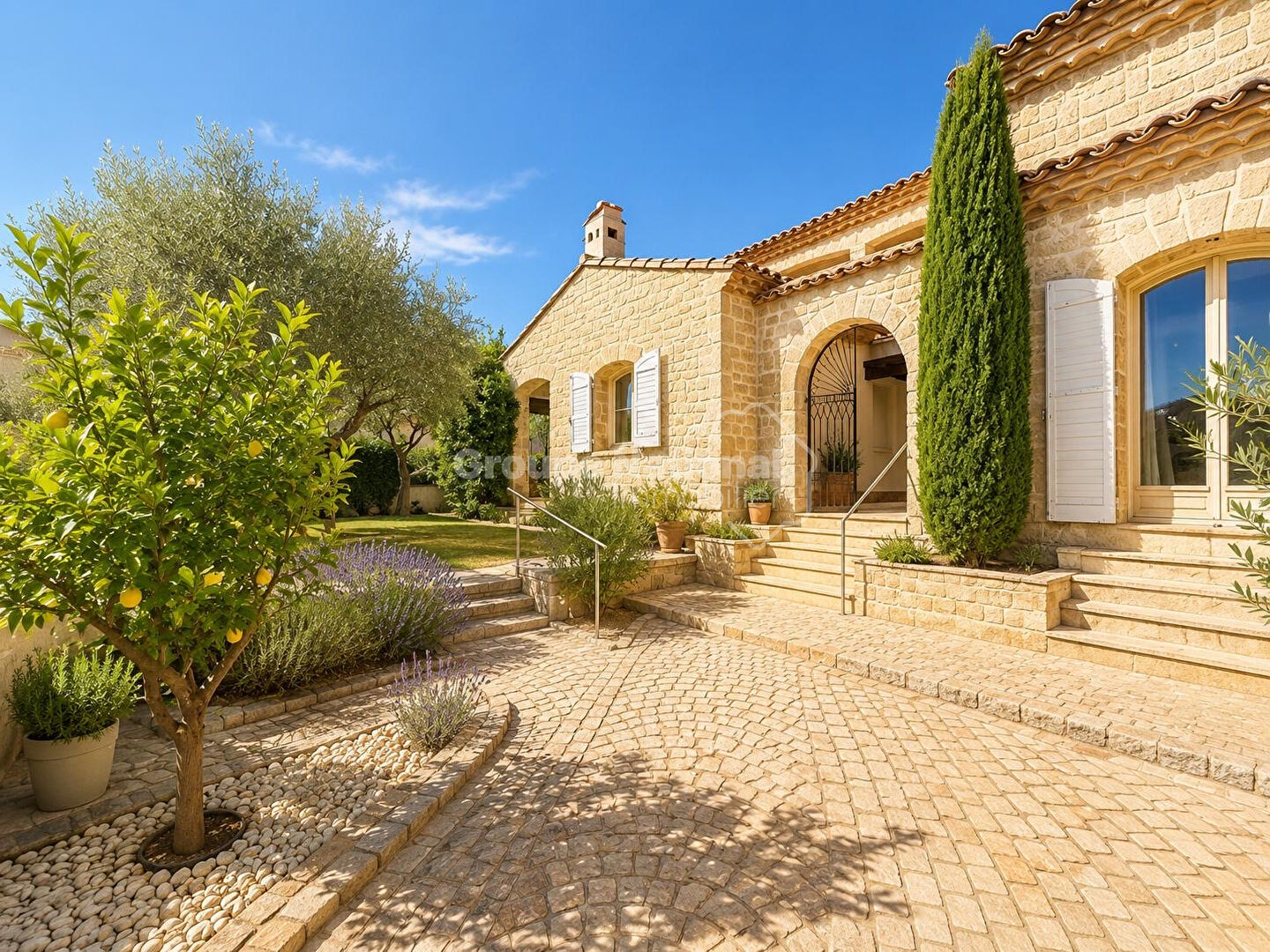 Agence immobilière de Cote Marina - GNIMMO - COTE GRANDE MOTTE