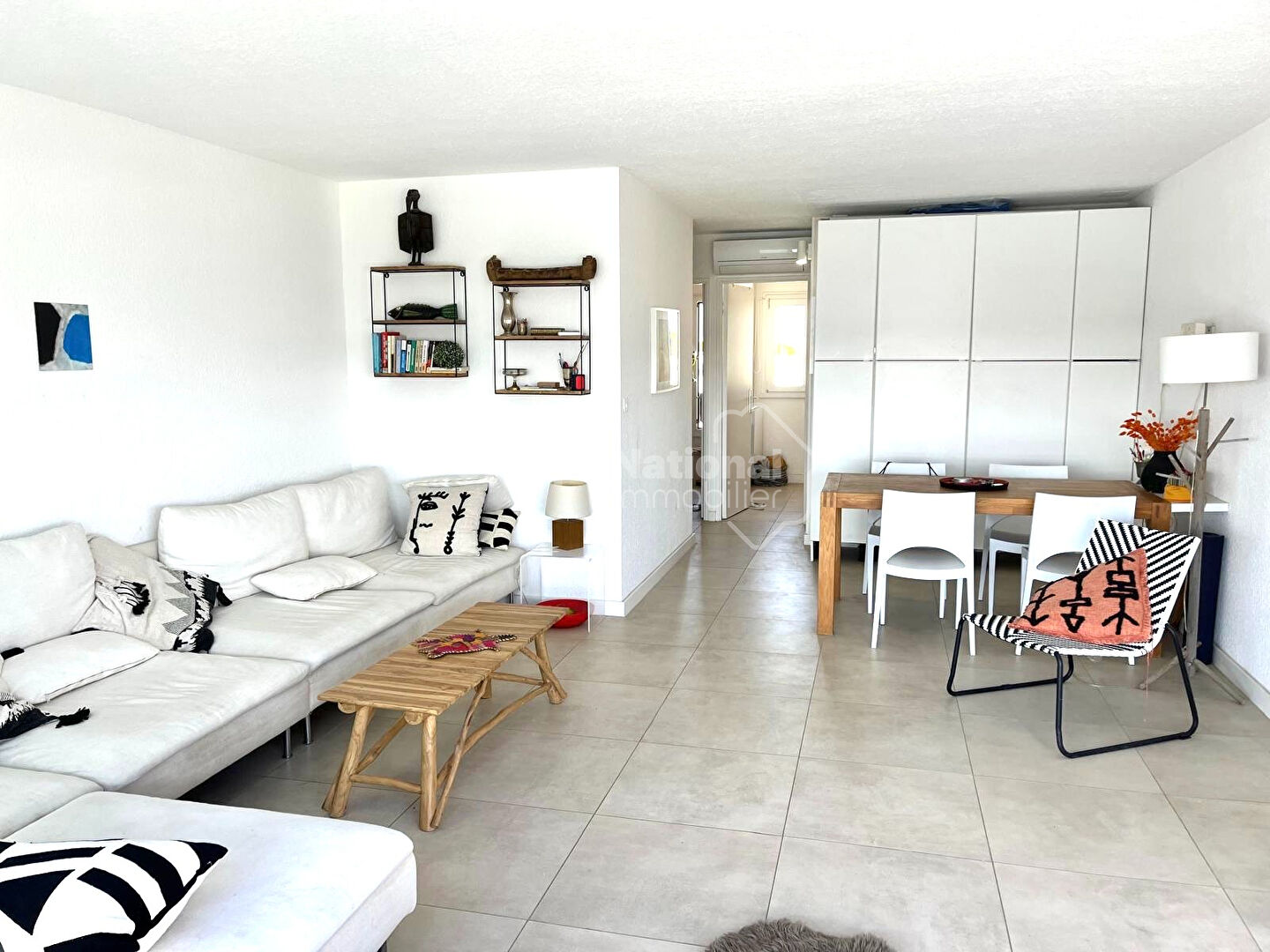 Photo Marina sur les toits avec appontement large image 3/5