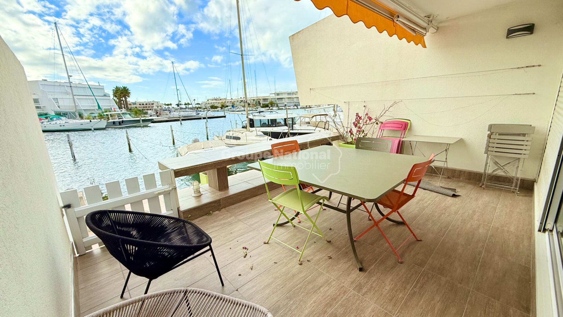 Photo Marina P3 rez-de-chaussée accès direct quai et abri voiture image 1/6