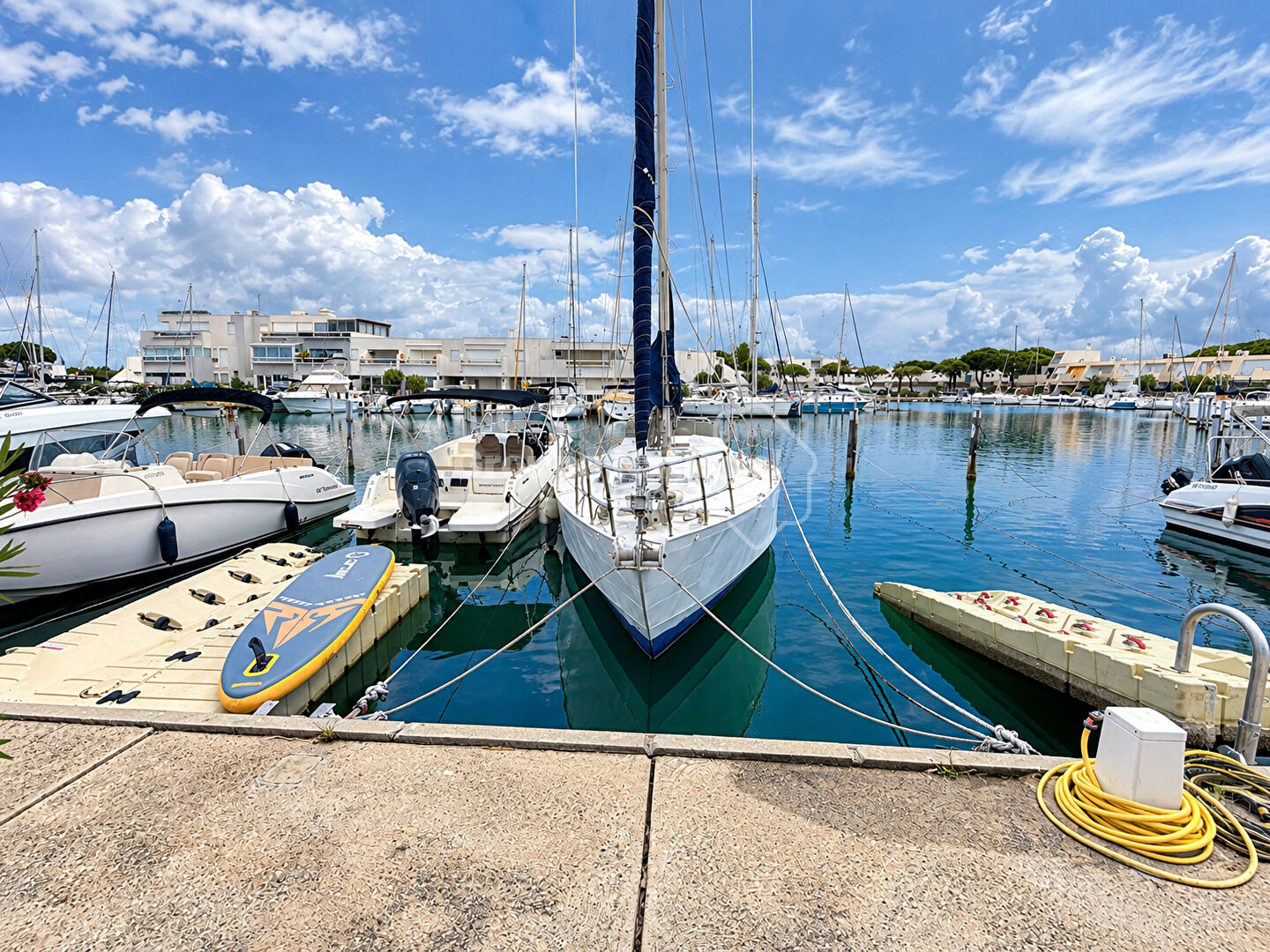 Agence immobilière de Cote Marina - GNIMMO - COTE GRANDE MOTTE