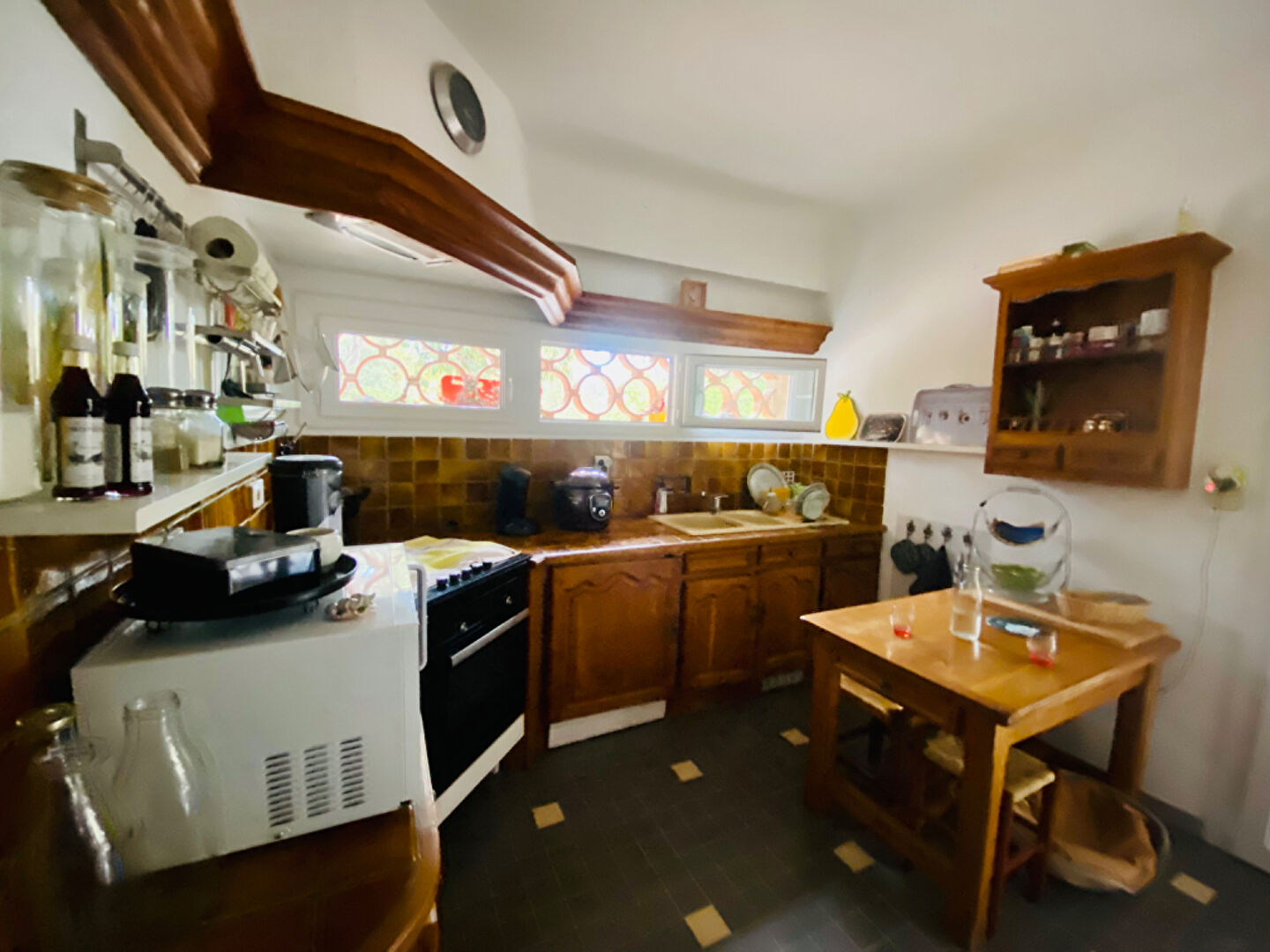 Photo Rez de chaussée de villa T4, 119 M2 avec beau terrain, terrasse dans un endroit calme image 3/6