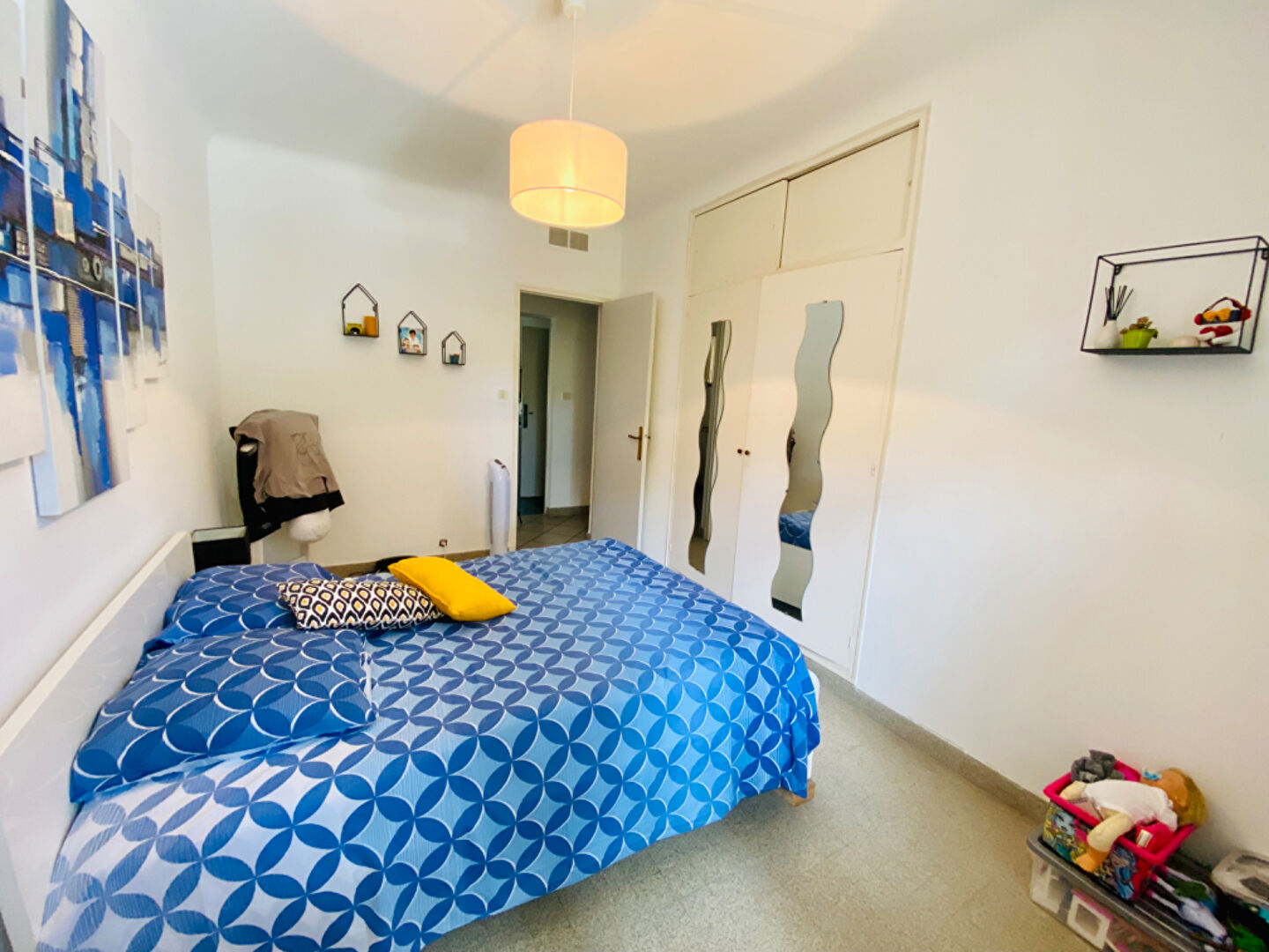 Photo Rez de chaussée de villa T4, 119 M2 avec beau terrain, terrasse dans un endroit calme image 4/6