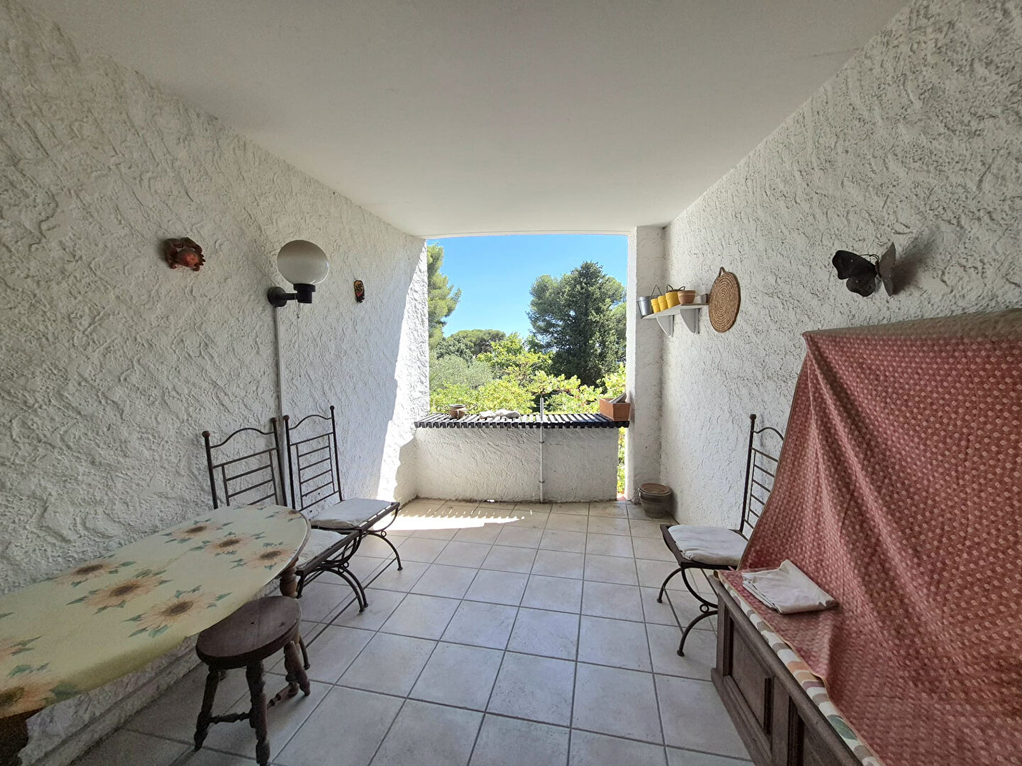 Photo A VENDRE - Appartement T2 de 67 m² dans le centre de Sausset-les-Pins, proche mer image 6/6