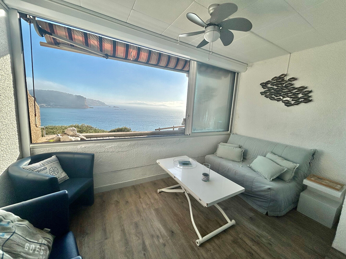 Photo A vendre studio/T2 avec vue mer dans une résidence EN FRONT DE MER à Carry-Le-Rouet image 2/6