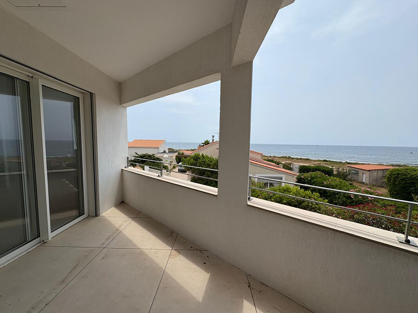 A VENDRE MAISON T3 NEUVE AVEC  VUE MER A CARRO