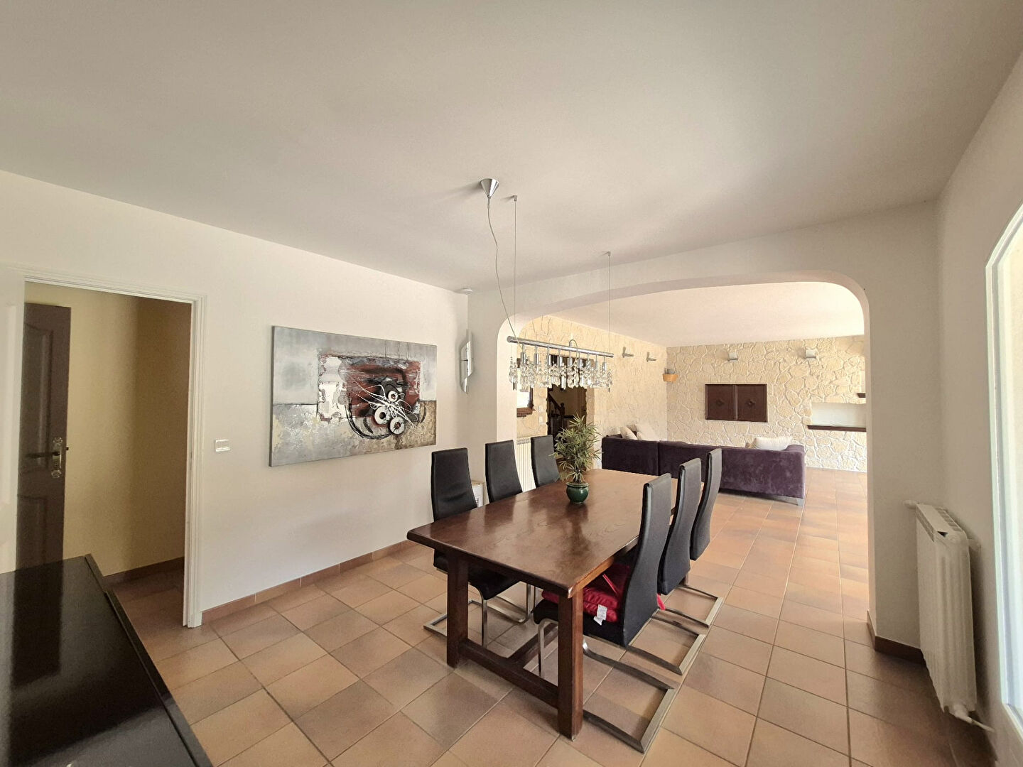 Photo A VENDRE  LA COURONNE MAISON 5 CHAMBRES AVEC PISCINE ET GARAGE PROCHE DU VILLAGE image 4/6