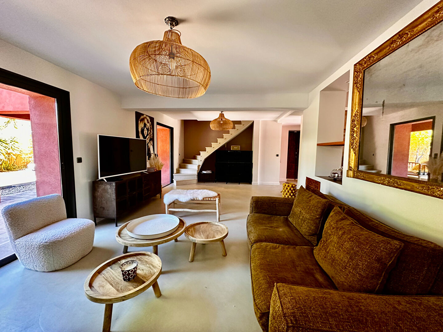 Photo A VENDRE CARRY LE ROUET MAISON  170m2 GARAGE ET DEPENDANCE image 4/6