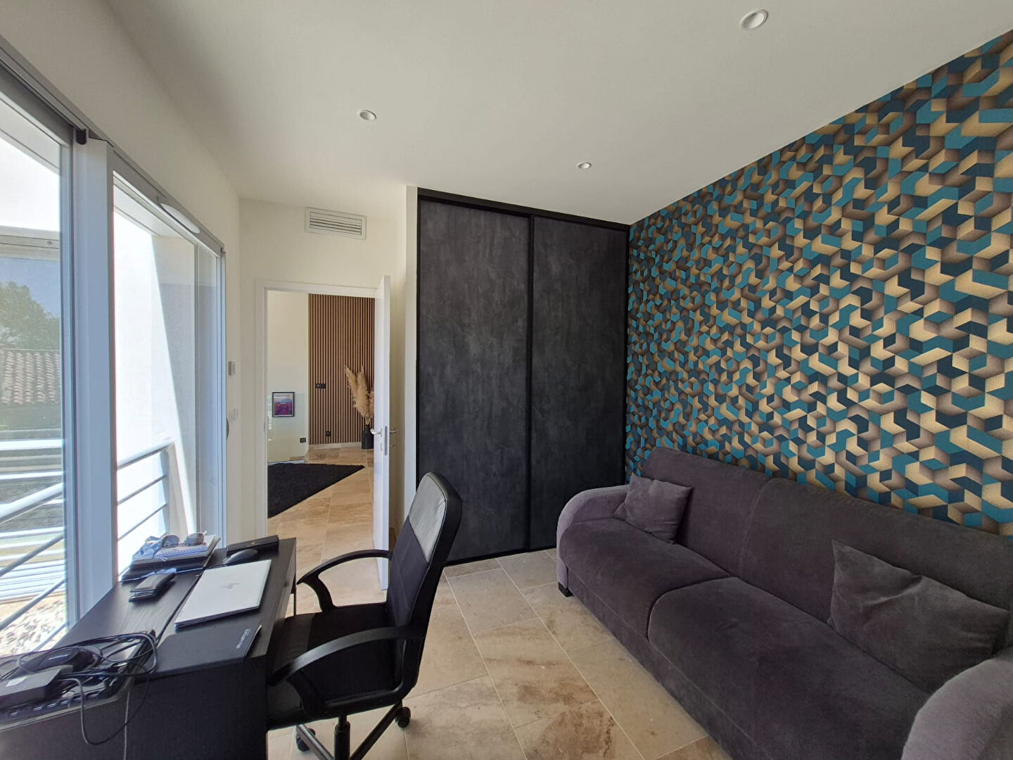 Photo A VENDRE A CARRY-LE-ROUET MAISON 4 CHAMBRES AVEC PISCINE PROCHE VILLAGE image 6/6