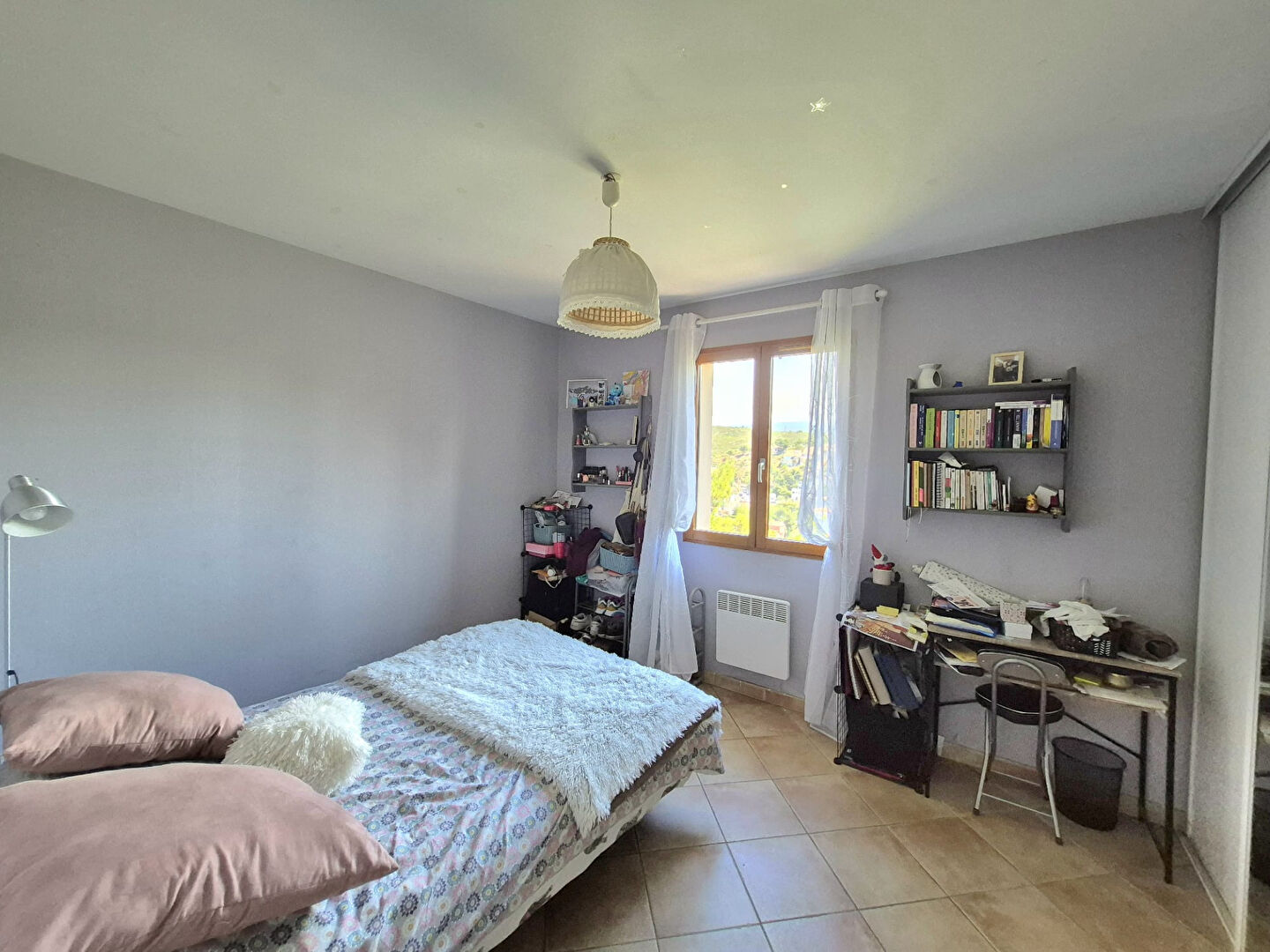 Photo À VENDRE - Maison 4 chambres avec vue dégagée sur les hauteurs prisées de l'Estaque image 6/6