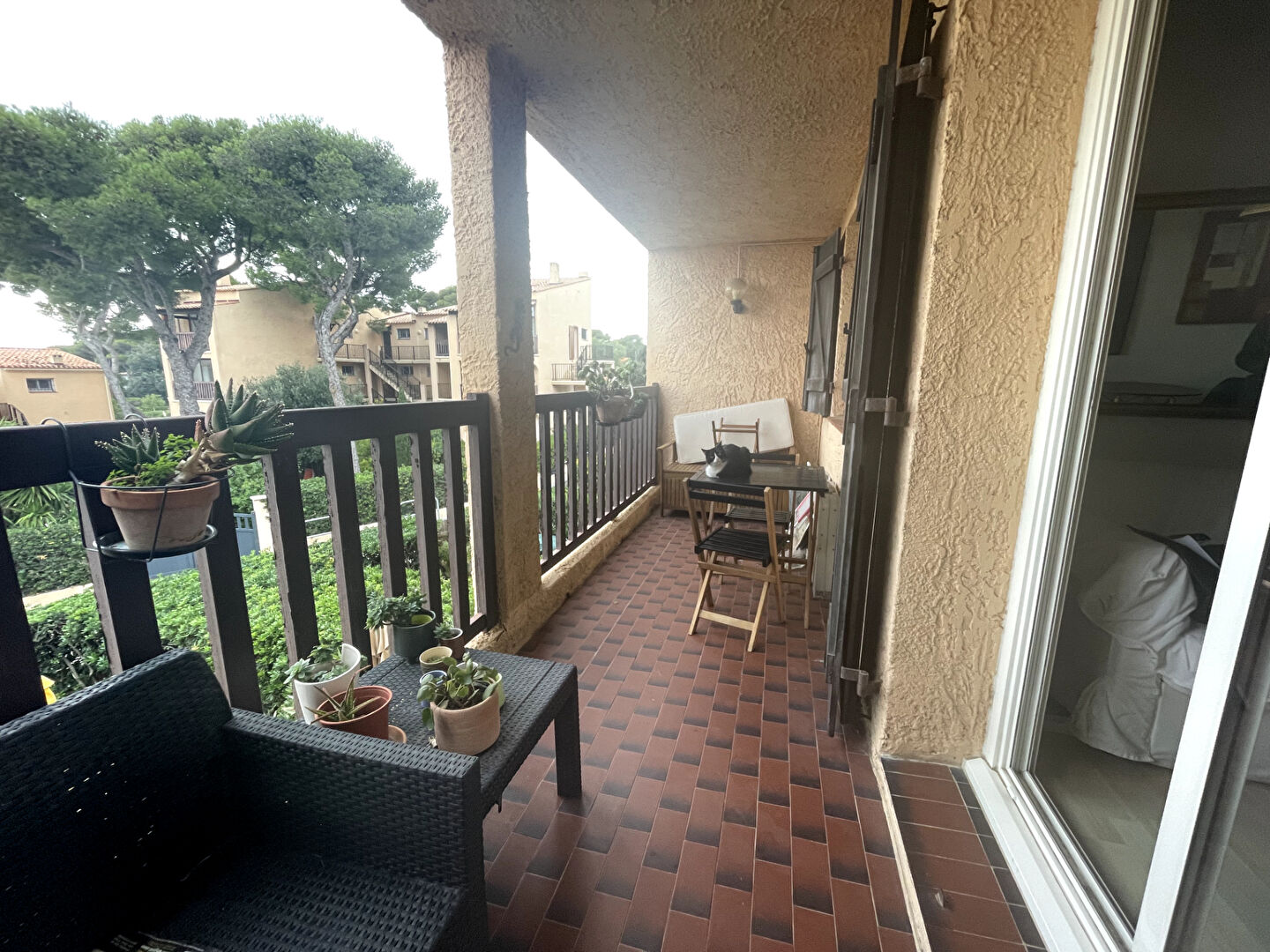 A LOUER  Appartement Sausset-les-pins 2 pièce(s) 37 m2, bord de mer, résidence sécurisée,  une terrasse