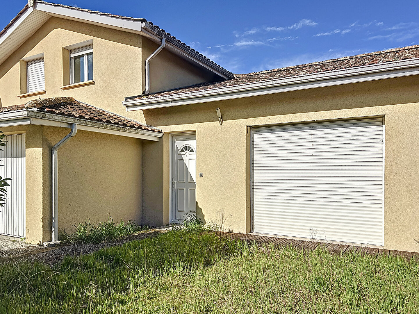 Maison mitoyenne au coeur de PARENTIS EN BORN