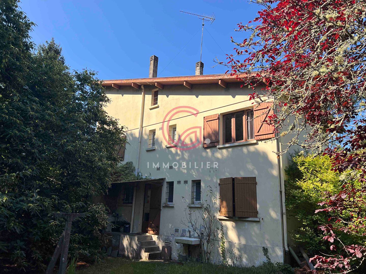 Photo Maison Familiale de 255m2 sur 5000m2 de Terrain image 1/6