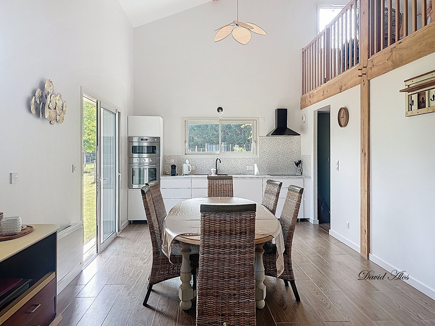 Belle maison contemporaine au charme d'antan