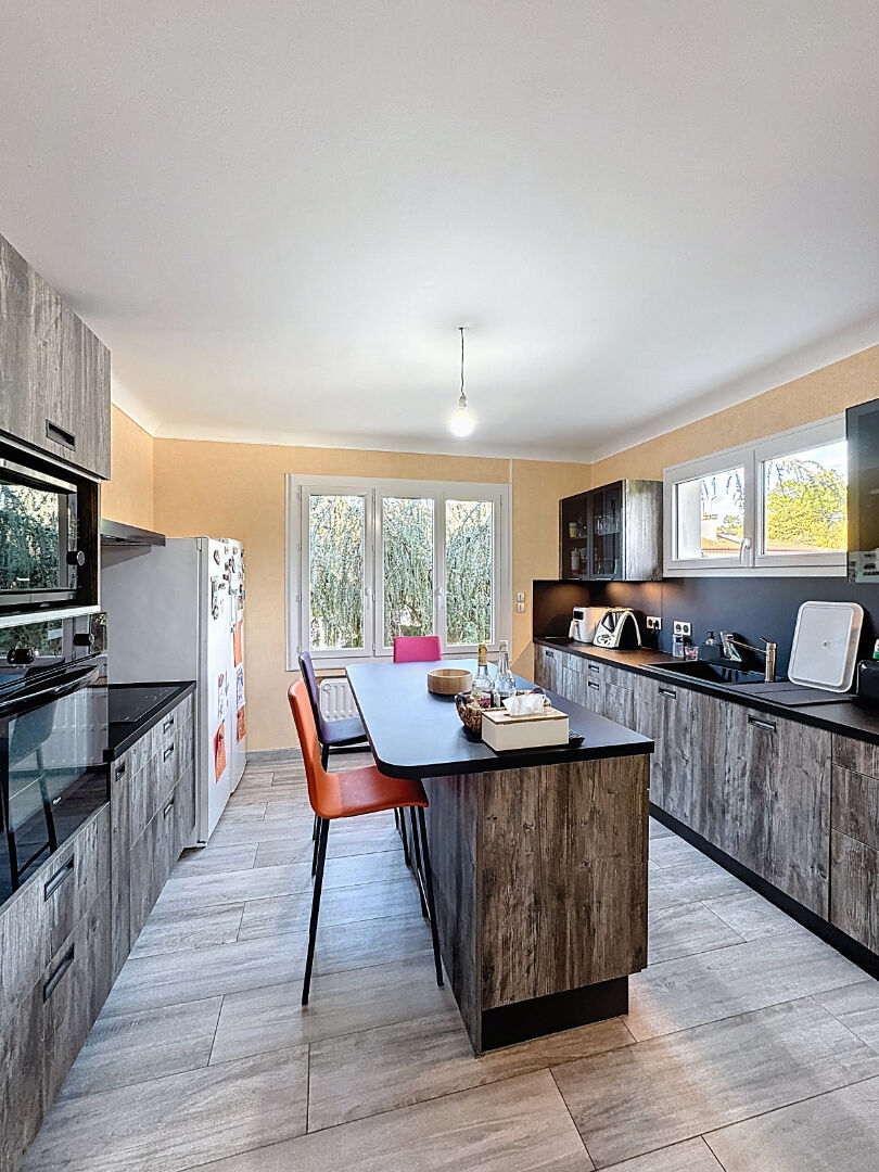 Photo Grande Maison Familiale à Parentis en Born image 2/6