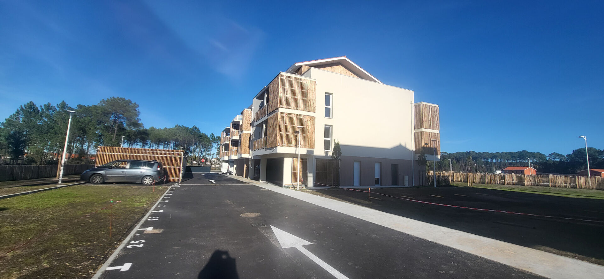 3 PIECES NEUF BISCARROSSE