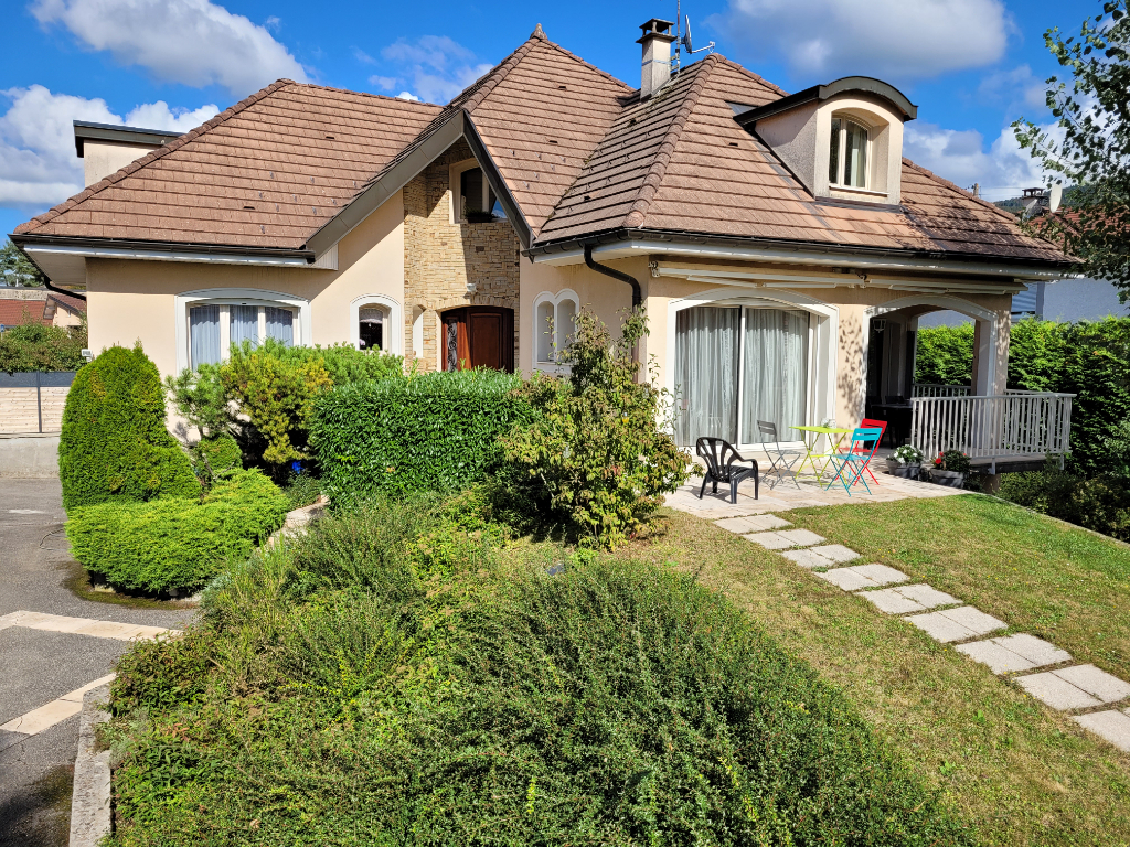 Agence immobilière de 
 GRASSET IMMOBILIER Oyonnax - GRASSET IMMOBILIER 
