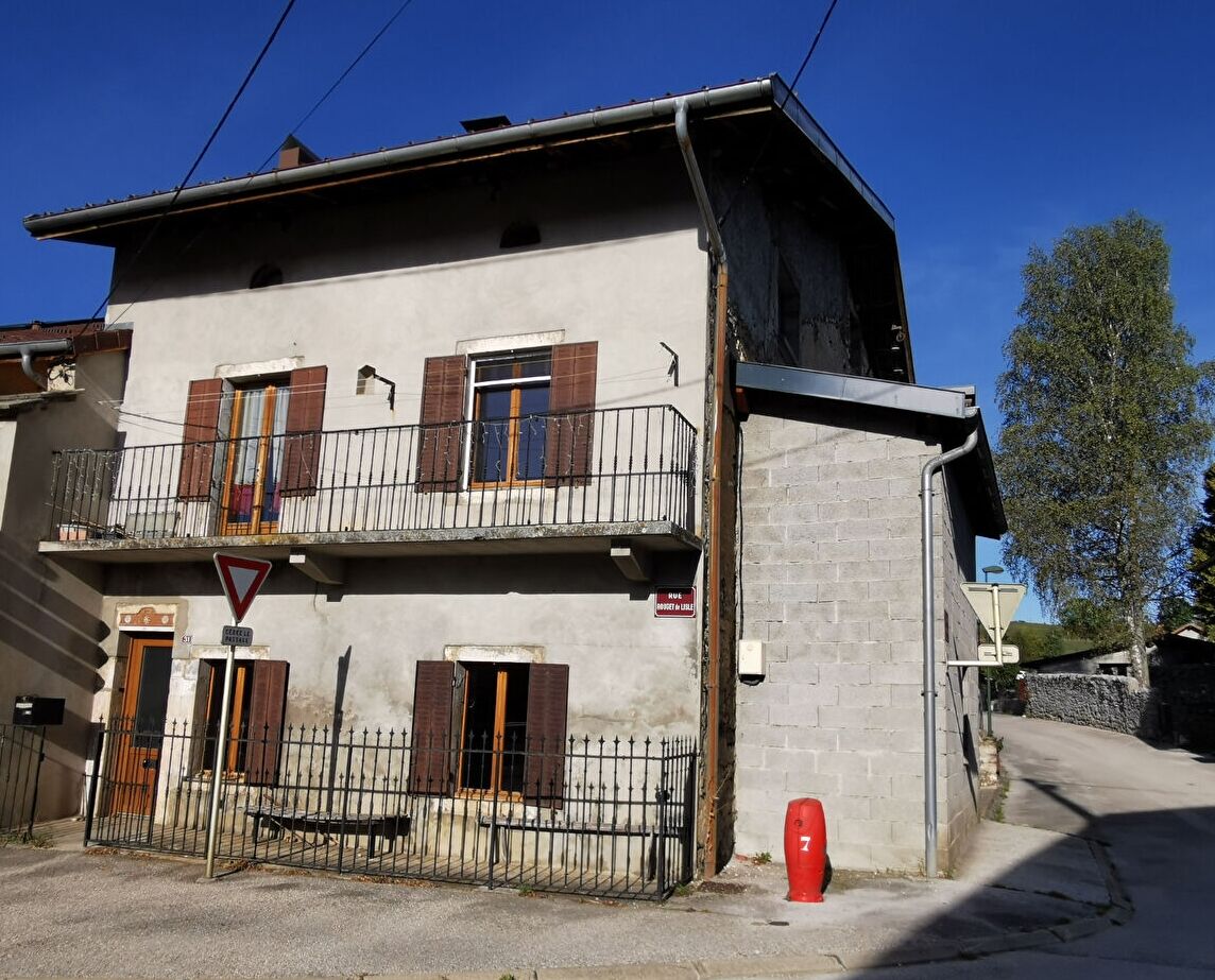 Maison 4 pièces (111 m²) en vente à VIRY