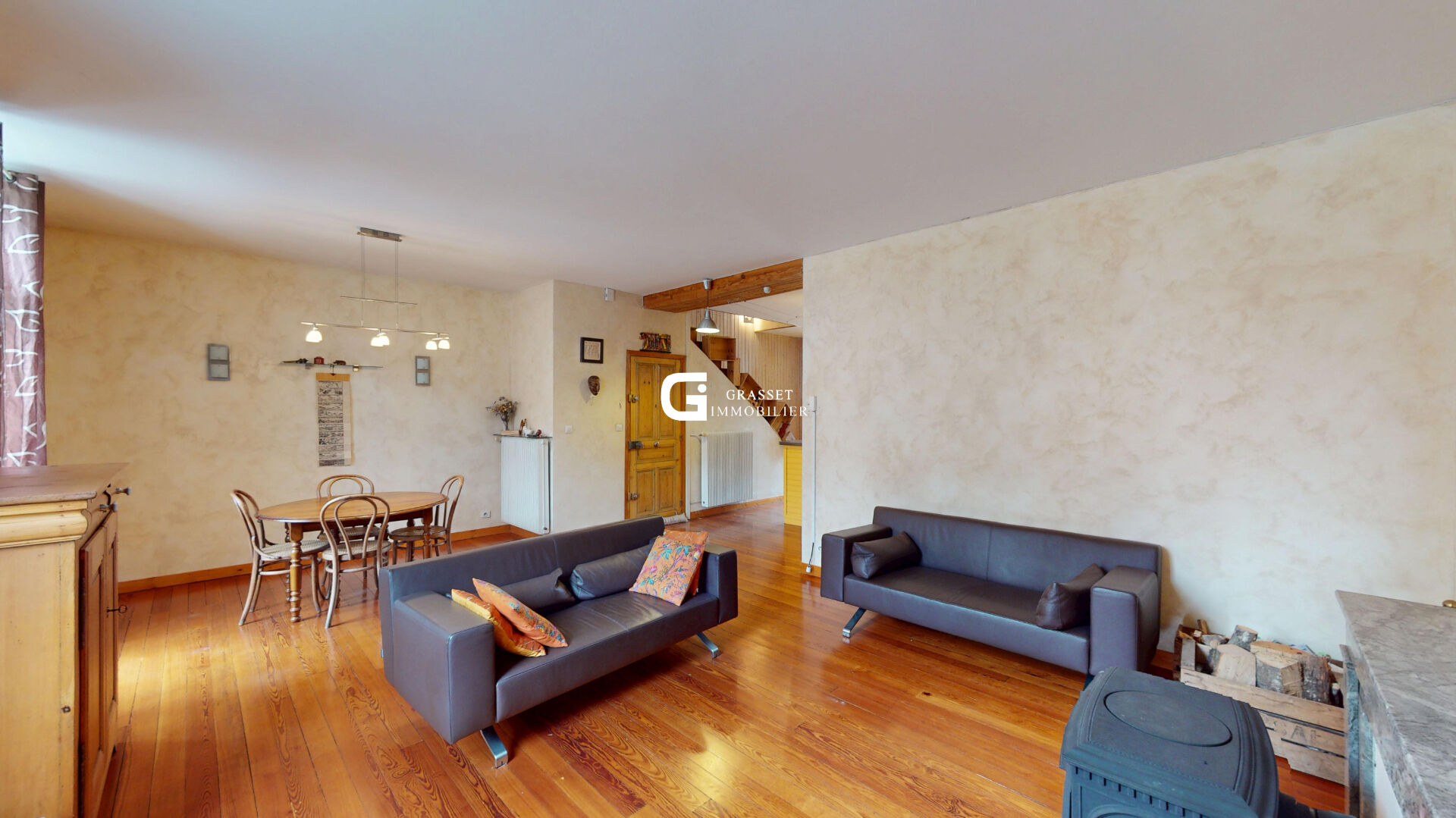 Appartement T5 (130 m²) en vente à OYONNAX