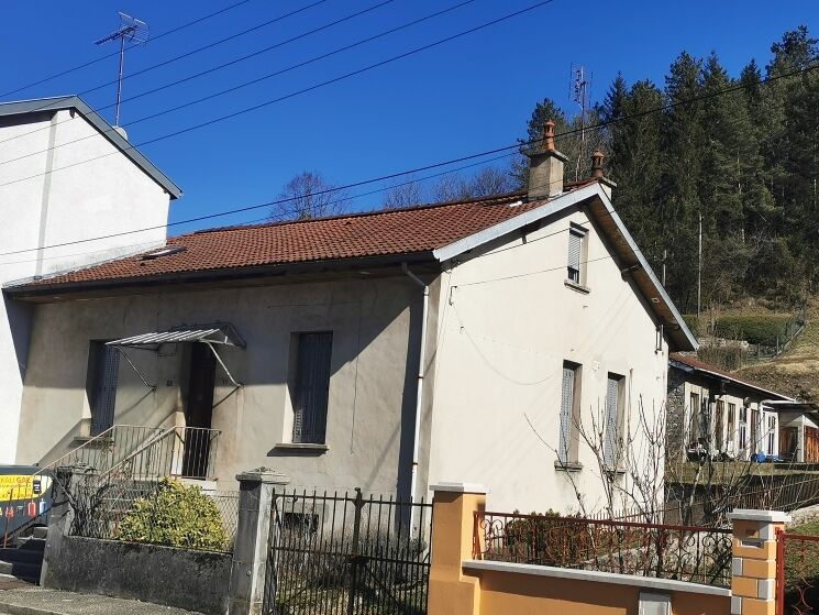 OYONNAX : maison T3 (85 m²) à vendre