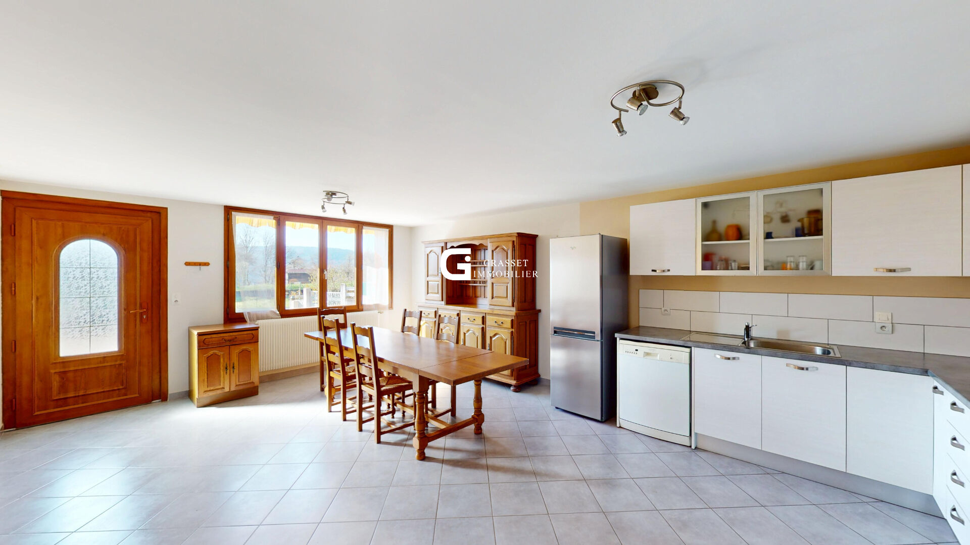 Photo Maison Plagne 8 pièce(s) 193 m2 image 2/6