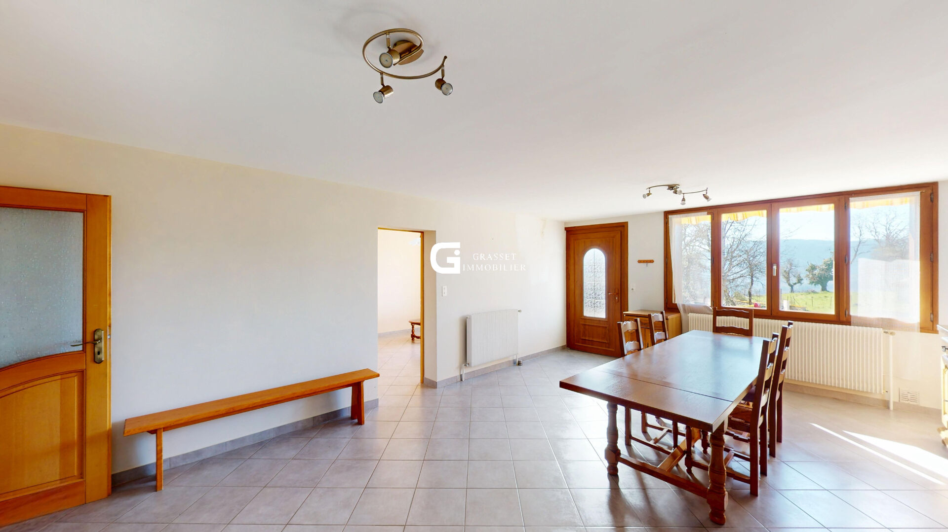 Photo Maison Plagne 8 pièce(s) 193 m2 image 3/6