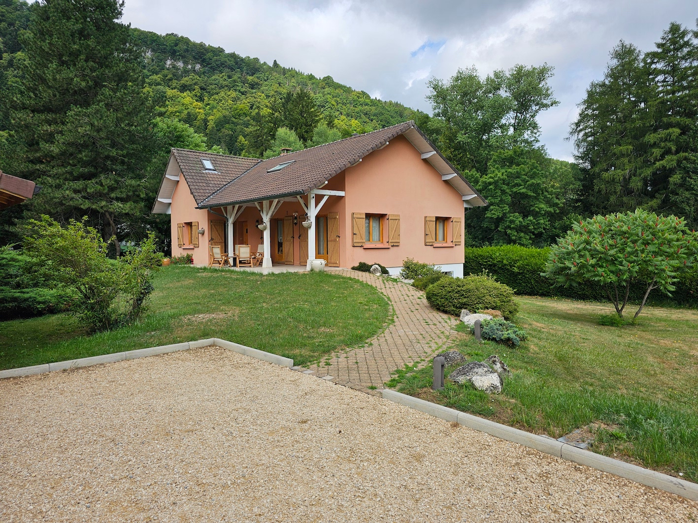 Agence immobilière de 
 GRASSET IMMOBILIER Oyonnax - GRASSET IMMOBILIER 
