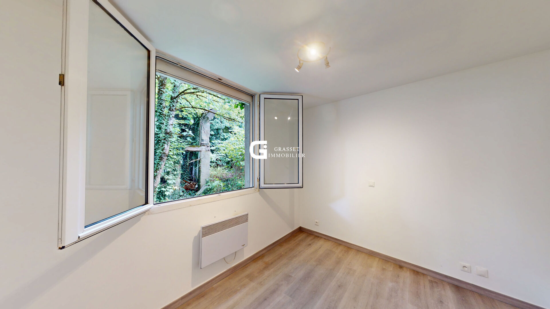 Photo Appartement Oyonnax 2 pièce(s) 32 m2 image 6/6