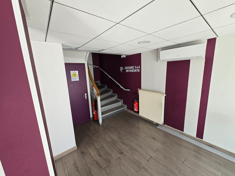 Photo Local d'activité Oyonnax 6 pièce(s) 281 m2 image 3/6