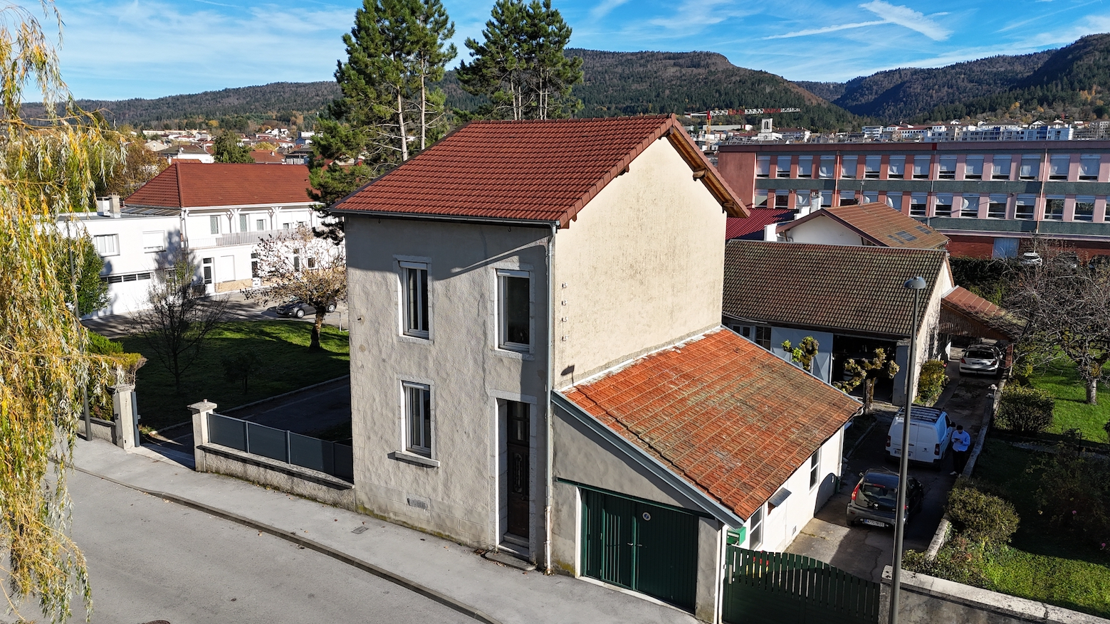 Maison Oyonnax 6 pièce(s) 120 m2