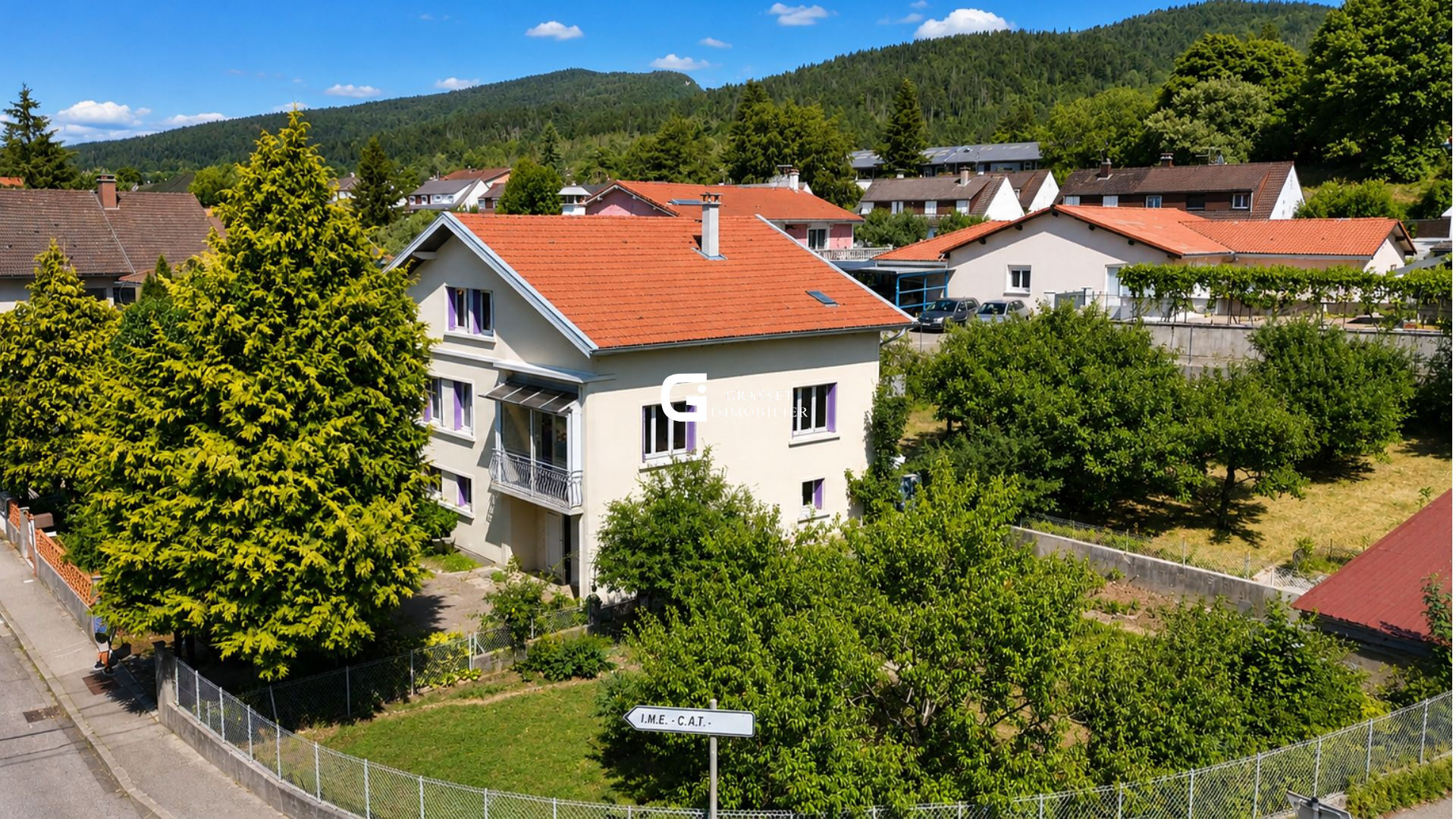 Agence immobilière de 
 GRASSET IMMOBILIER Oyonnax - GRASSET IMMOBILIER 
