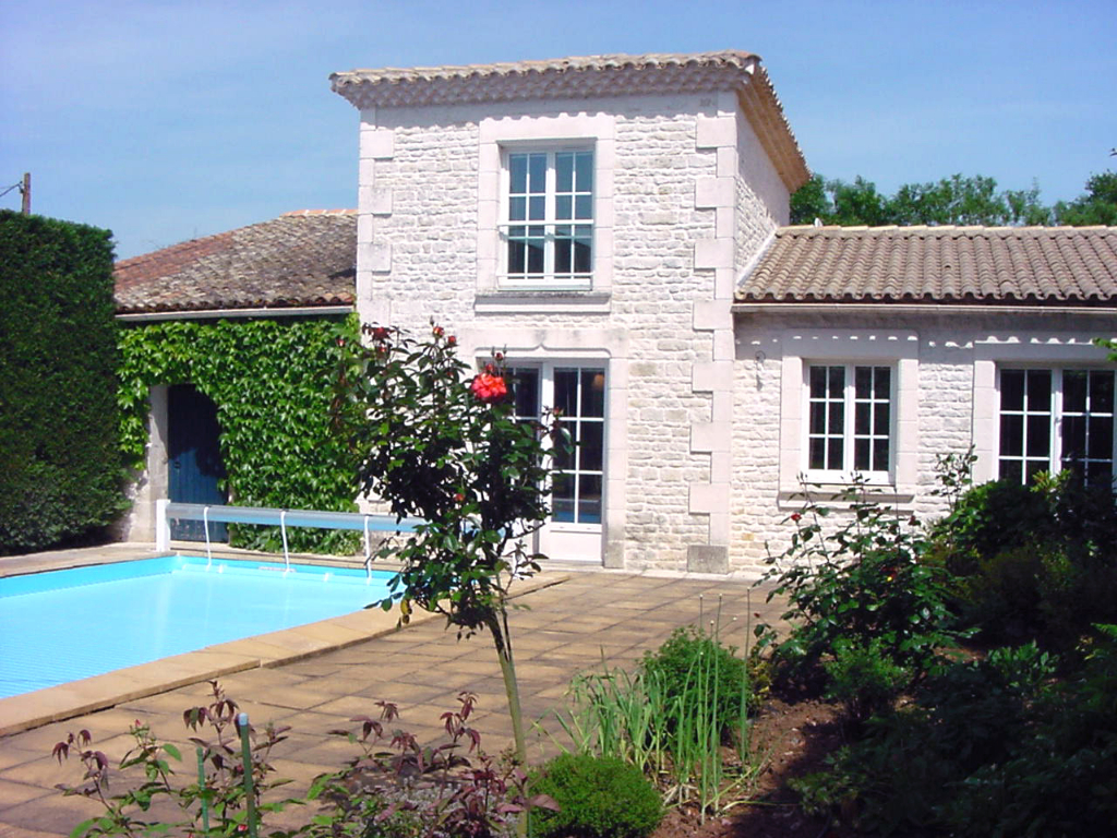 Agence immobilière de 
 Groupe Immobilier ACCORD Aiffres - Groupe Immobilier ACCORD 
