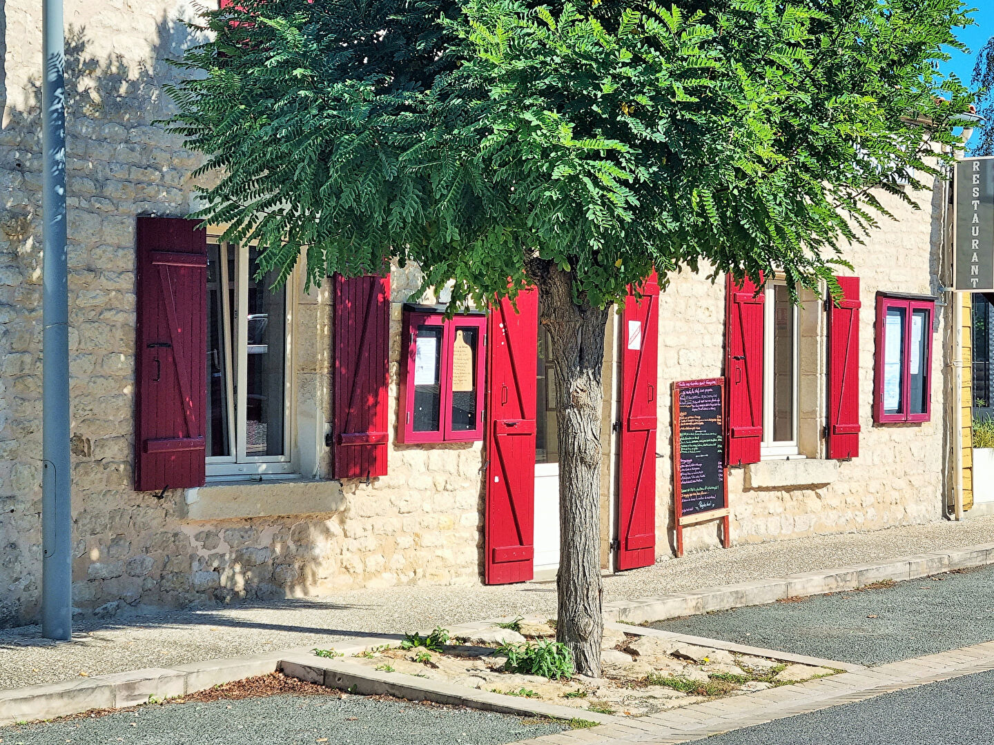 Agence immobilière de 
 Groupe Immobilier ACCORD Aiffres - Groupe Immobilier ACCORD 
