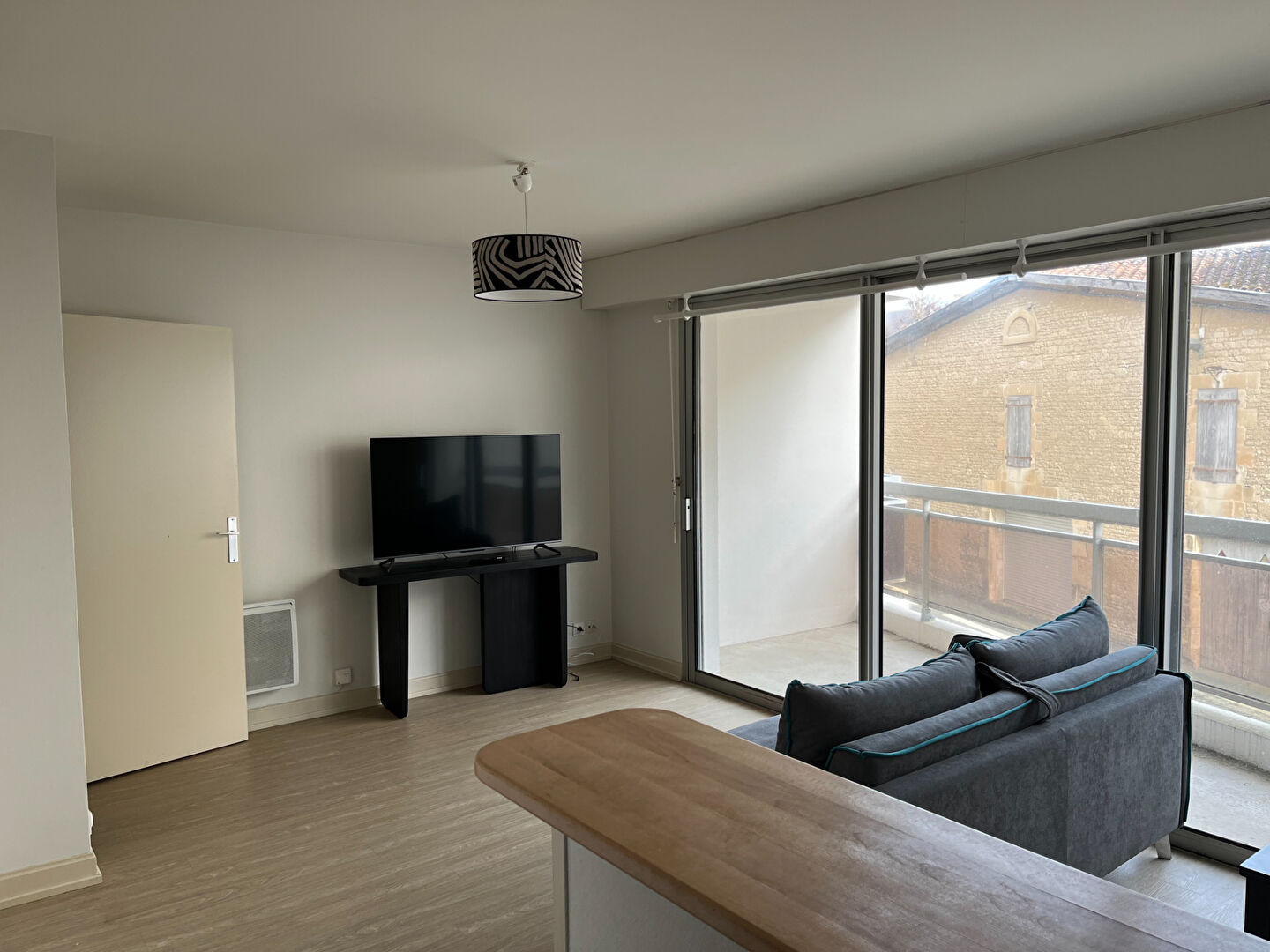 Photo NIORT STUDIO MEUBLE image 2/5