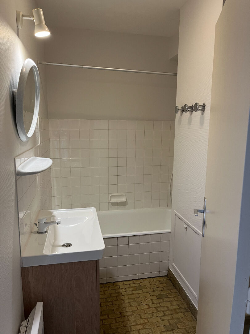 Photo NIORT STUDIO MEUBLE image 5/5